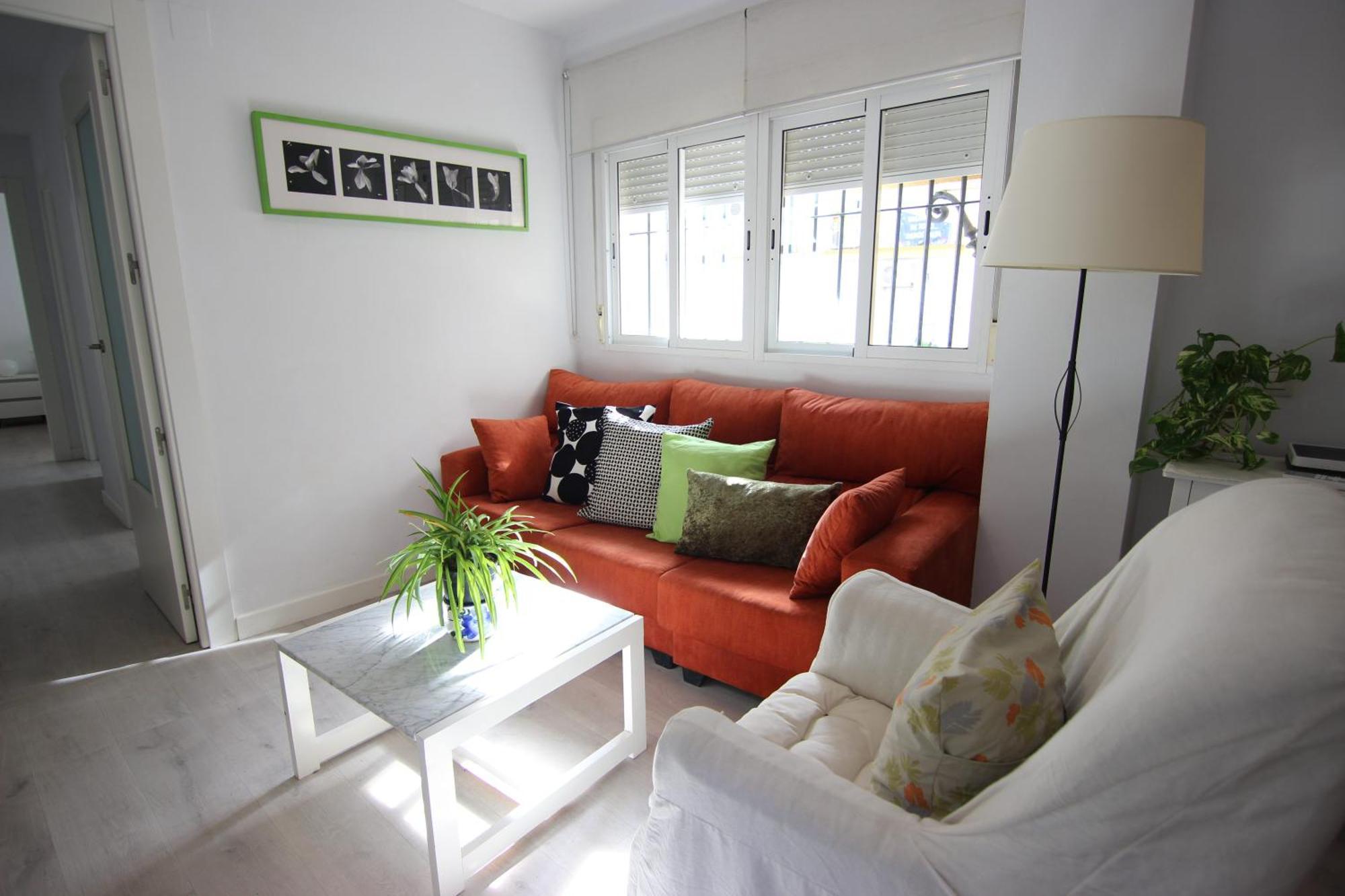 Rentalsevilla Espacioso Apartamento En La Alameda De Hercules Con Parking Sevilha Exterior foto